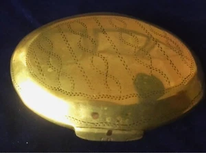 *RARE Georgian Brass WRIGGLEWORK Design Tobacco Snuff BOX - Picture 1 of 4