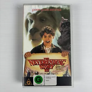 Cinta VHS Never Ending Story 3 Escape From Fantasia franqueo con seguimiento gratuito - Imagen 1 de 4