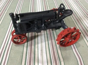 JLE #10 Farmall 1/16 Druckguss Metall Farm Traktor Replik von Maßstab Modelle. #2715 - Bild 1 von 7