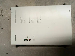 siemens landis & staefa NRUE/A CONTROLLER - Foto 1 di 1