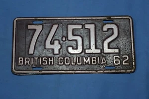  VINTAGE BRITISH COLUMBIA NUMMERNSCHILD 1962 62 - Bild 1 von 2