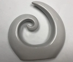 Urban Trends Collection 21267 Ceramic Spiral Abstract Sculpture on Base, White - Picture 1 of 3
