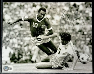 Pele Signed 8x10 Photo Brazil Soccer Beckett Certified  - Picture 1 of 1