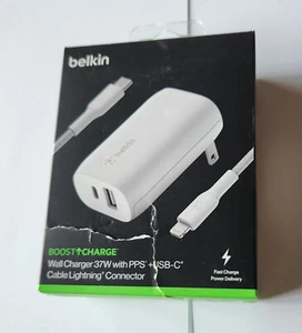 NEW White Belkin Boost Charge Dual Wall Fast Charger PPS 37W USB-C to LGHTNING - Picture 1 of 9