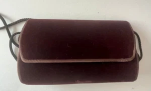 Indeed Magnetic Snap Design Purse - Picture 1 of 8