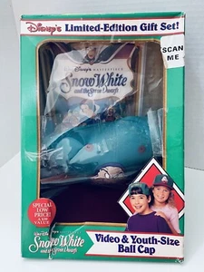 RARE VINTAGE. Disney Snow White Limited Edition Gift Set. Hat And SEALED movie! - Picture 1 of 5