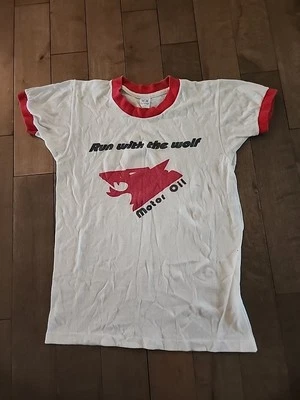 ВИНТАЖНАЯ ФУТБОЛКА 1960-х WOLF MOTOR OIL  - Изображение 1 из 4