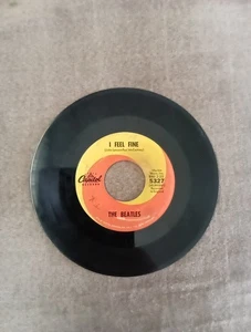 45 RPM The BEATLES ~ I Feel Fine / She's A Woman ~ 1964 Rock Capitol Records - Picture 1 of 2