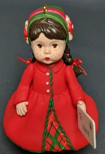 Sending Christmas Cheer 2013 Madame Alexander Hallmark Ornament #18 Neu im Karton (EUC) - Bild 1 von 8