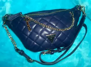 GUESS Navy Quilted Fanny Pack/Belt Waist Bag/Cross Body, Sling (Logo, Kette) - Bild 1 von 17