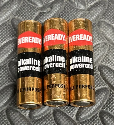 Lote de 3 Eveready Gold Vintage AA Nº Baterías multiusos E91, 1,5 voltios ~ ¡HTF! Foto 1 de 4