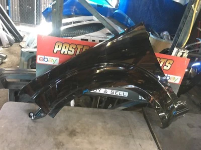 Para-lama 2005-2016 Nissan Frontier 2005-2012 Pathfinder LH fabricante de equipamento original - Imagem 1 de 4