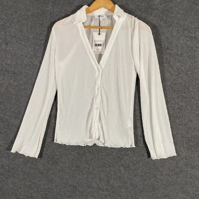 Dazie Top Womens 6 White Shirt Ribbed Knit Crop Button Up Plisse Romance NEW - image 1 of 4