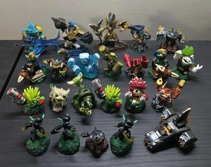 Skylanders Konvolut 23 Figuren alle Skylander Spiele verschiedene Figuren.  - Bild 1 von 6