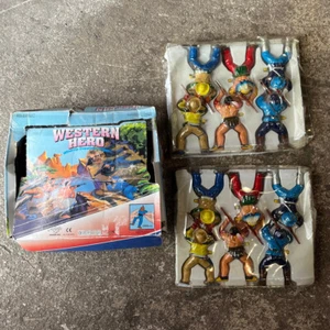 Antique Western Hero Toy - Chest of 12 Rope Figures - Dragon Toys - Picture 1 of 13