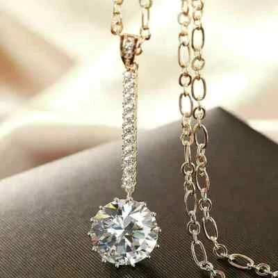 Colgante solitario de diamantes de corte redondo de 2 quilates para mujer de oro amarillo de 14 quilates sobre cadena gratis Foto 1 de 3