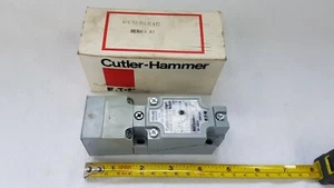 Cutler-Hammer ME55BLS1C Solid State Sensor - 20-250V 45-65Hz 250mA - Unused - Picture 1 of 9