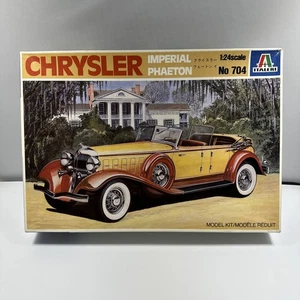 Italeri 1:24 Scale Chrysler Imperial Phaeton Road Car Model Kit - Picture 1 of 14