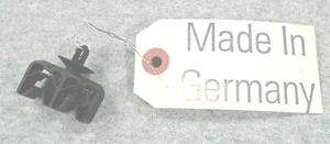 GM Genuine Parts MULTI PURPOSE LINE CLIP new OEM 55562242 Buick Chevrolet - Picture 1 of 2