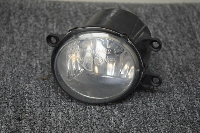 Faro antiniebla lateral izquierdo Toyota Tacoma 2011-2013 OEM de fábrica Foto 1 de 4