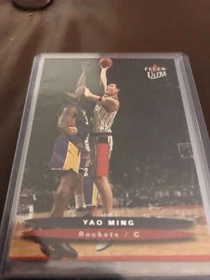 Fleer Ultra 2003-04 NBA Cards (8) Yao Ming Foto 1 de 4