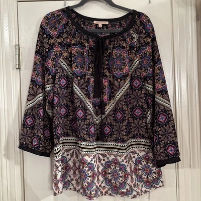 Blusa túnica para mujer multicolor manga 3/4 geo ojo de cerradura talla grande Gibson y Latimer Foto 1 de 4