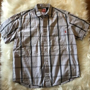 Vans Off The Wall Men's Short Sleeve Button Up Purple Plaid Skateboarding Shirt - Picture 1 of 4