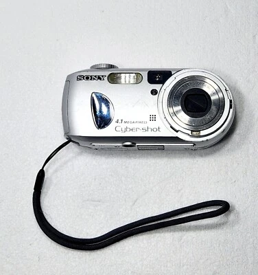 Sony Cyber-shot DSC-P73 4.1MP Digital Camera - Silver FOR PARTS Not Working - Image 1 of 4