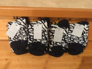 4 Pairs Black And White Fuzzy Socks - Picture 1 of 4
