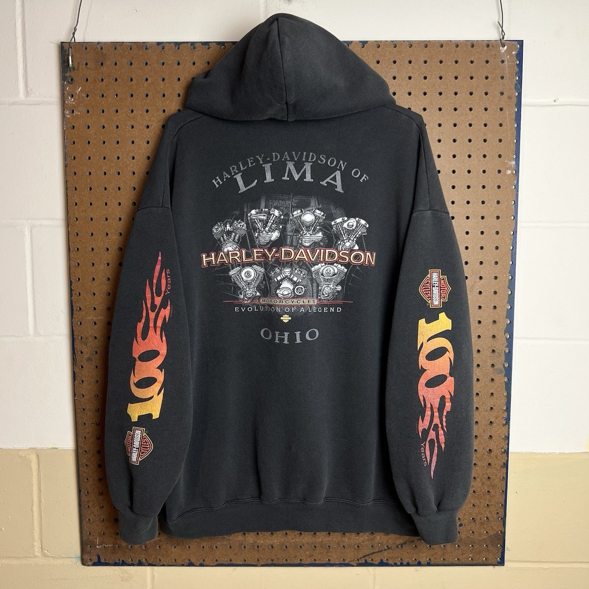 Harley-Davidson Hoodies & Sweatshirts for Men with Vintage Harley-Davidson Hoodies & Sweatshirts for Men with Vintage