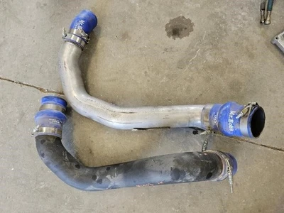 Tubos de aire intercooler izquierdo y derecho Ford F350 Super Duty 06 6,0 L diésel  Foto 1 de 4