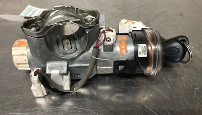 Subaru Impreza 2010 2,5 transmisión automática interruptor de encendido cilindro de bloqueo y llave OEM Foto 1 de 4