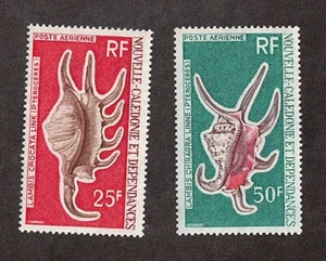 Francobolli colonie francesi Nuova Caledonia C89-C90 - Conchiglie - 1972 MNH BkN - Foto 1 di 1