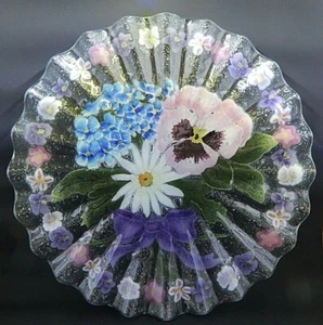Fused Glass Floral Bouquet Plate Dish Pansy Daisy Ruffled Edge 10.5 In Signed - Picture 1 of 8