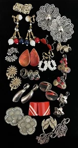 Vintage Clip On Earring Lot Mixed Featherweight Sarah Cov Unsigned Mix Screwback - Picture 1 of 24