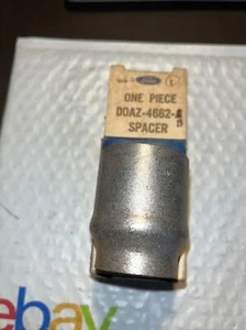 Genuine Ford D0AZ-4662-A Spacer - FREE SHIPPING - Picture 1 of 1