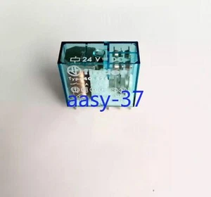 1 PCS NEW TYPE 40.52S 24VDC Finder Relay - Picture 1 of 3