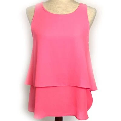 Blusa regata Everly rosa quente em camadas Flowy - Imagem 1 de 4