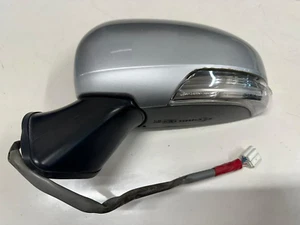 Specchio retrovisore sinistro lato passeggero originale Toyota Prius Zvw30 argento 2009-2015 - Foto 1 di 7
