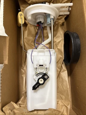 Conjunto de módulo de bomba de combustible Delphi FG0260 para Pontiac Buick Foto 1 de 4