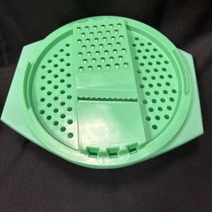 Tupperware Vintage Grater Shredder Lid & Bowl Jadeite Green No Storage Lid 786-1 - Picture 1 of 5