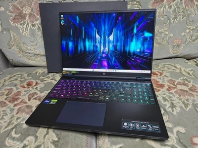 Acer Predator Helios 16 i9 13900HX RTX 4080 16GB 1TB QHD+ 240Hz Gaming Laptop - Image 1 of 4