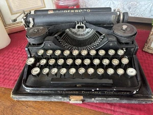 Antique Underwood Standard Portable Typewriter - Picture 1 of 14