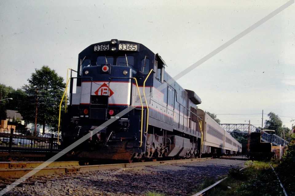 U34CH nose Original EL 3365 slide Erie Lackawanna - Image 1 of 1