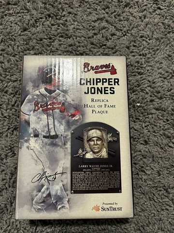Chipper Jones Hall of Fame Plaque Replica 2018 Atlanta Braves SGA 3B NIB Cover