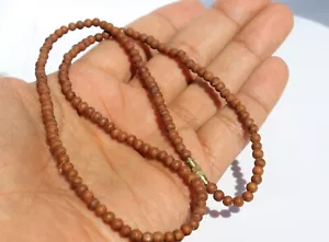 WHITE SANDAL WOOD HOLY SEED CHOKER NECKLACE JAPA MALA MEDITATION ISKCON PRAYER - Picture 1 of 4