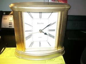BULOVA Quartz Goldtone Mantel Clock 6.5" tall 7" long B1525 WORKS PERFECTLY - Picture 1 of 5