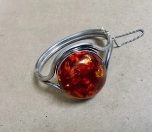 Vintage Sterling Silver Bangle Bracelet with Huge Genuine Baltic Honey Amber - Picture 1 of 8