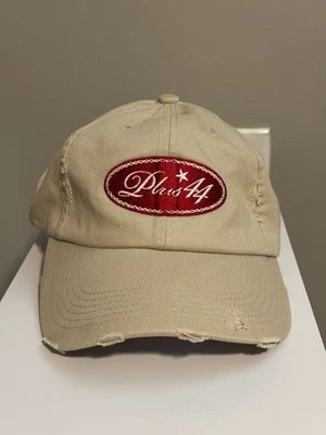 +44 Gorra de béisbol Lewis Hamilton Gasolinera blanca envejecida Plus 44 Fórmula 1 Foto 1 de 3