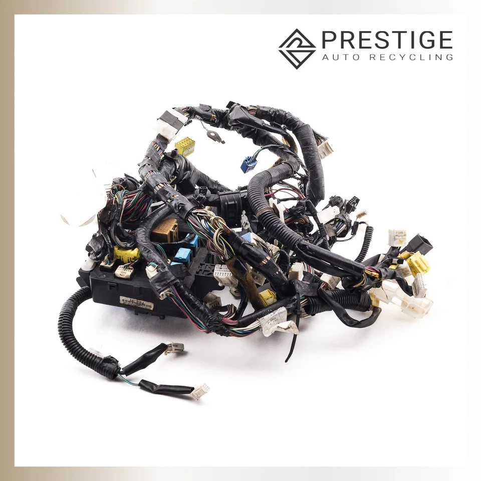 Arnés de cables para panel de instrumentos Toyota Tacoma 2006-2008 82141-04750 Foto 1 de 4